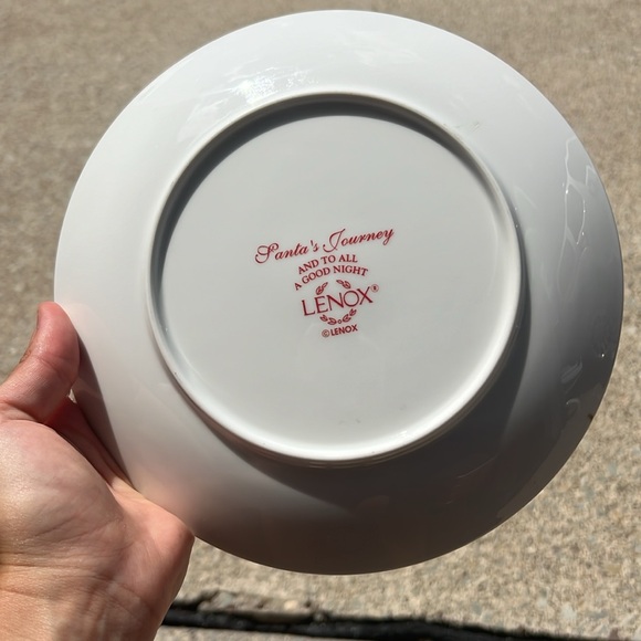 Lenox Plate Santa’s Journey and To All a Good Night - Picture 2 of 2